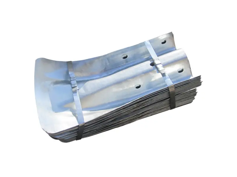 W-Beam Fishtail End